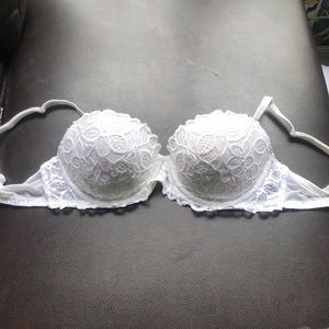 Victoria’s Secret Date Push-Up Bra 32C
